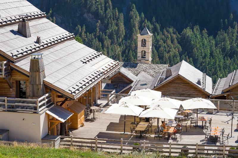 ホテル アンド スパ ラルタ ペリャ Saint-Vérand エクステリア 写真